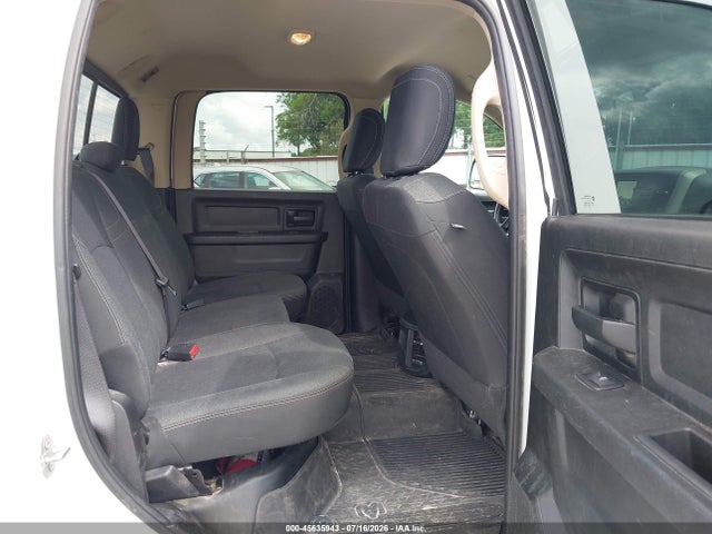 3C6UR5CJ2LG236844 RAM 2500 Tradesman 4x4 6&#039;4 Box