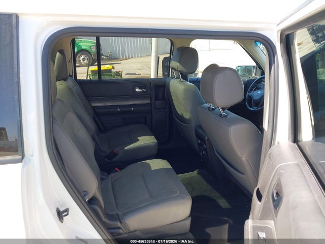 Ford FLEX SEL 2018 2FMGK5C83JBA11917 Image 8