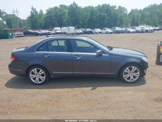 Продажа на аукционе авто 2011 Mercedes-benz C 300 Luxury 4matic/sport 4matic, vin: WDDGF8BB8BR143017, номер лота: 45635950