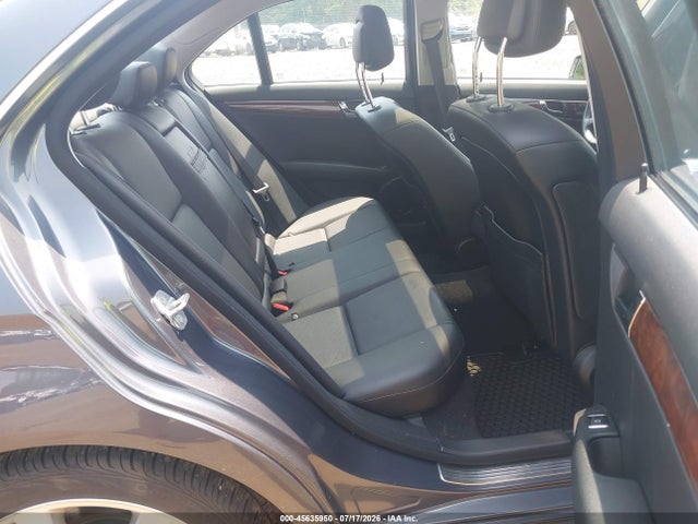 Продажа на аукционе авто 2011 Mercedes-benz C 300 Luxury 4matic/sport 4matic, vin: WDDGF8BB8BR143017, номер лота: 45635950