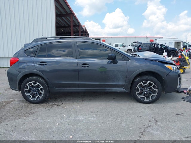 45636006 :رقم المزاد ، JF2GPAAC5H9214841 vin ، 2017 Subaru Crosstrek 2.0i مزاد بيع