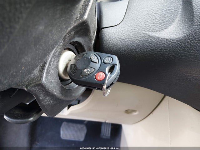 1FADP3F28FL210477 Ford FOCUS SE