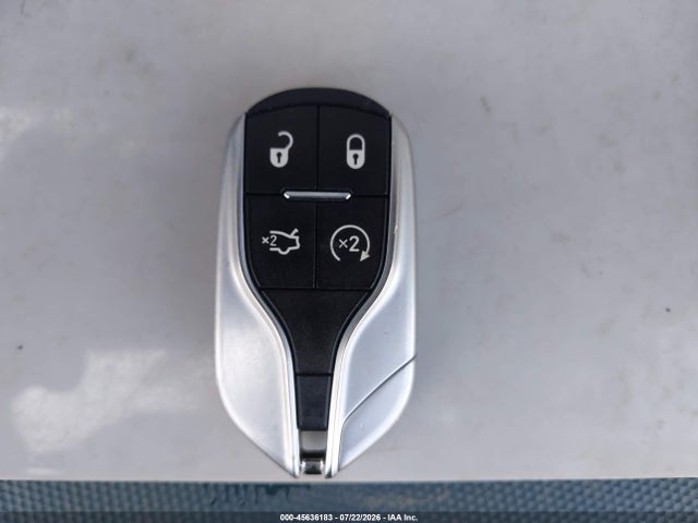 Продажа на аукционе авто 2017 Maserati Levante, vin: ZN661XUL8HX231234, номер лота: 45636183