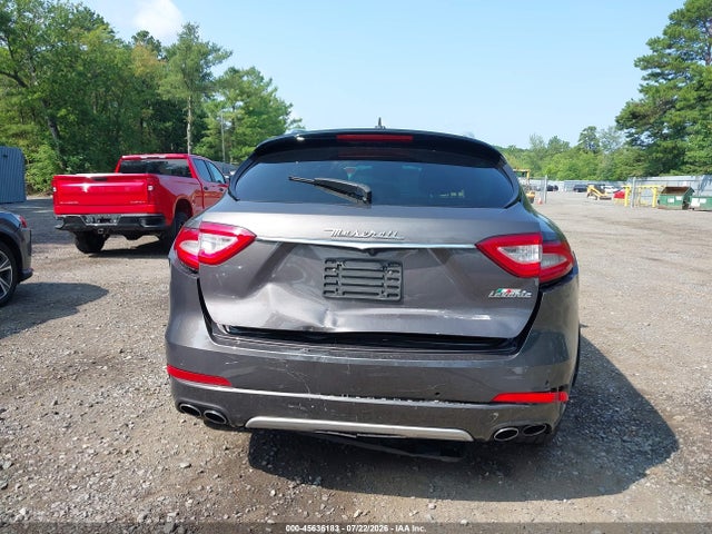 Продажа на аукционе авто 2017 Maserati Levante, vin: ZN661XUL8HX231234, номер лота: 45636183