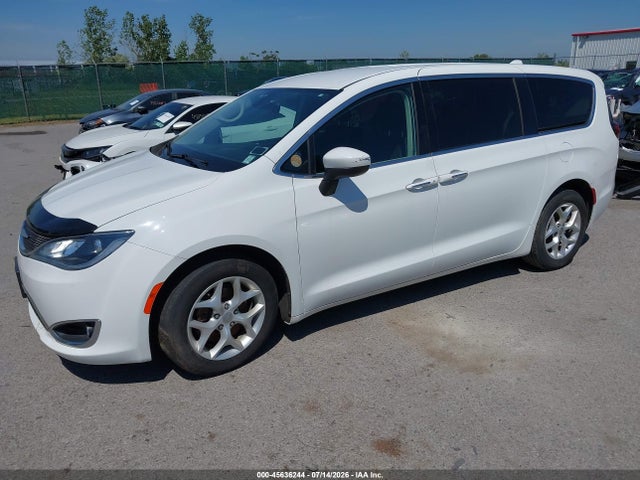 45636244 :رقم المزاد ، 2C4RC1BG8HR796030 vin ، 2017 Chrysler Pacifica Touring Plus مزاد بيع