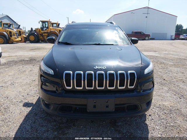 Продаж на аукціоні авто 2018 Jeep Cherokee Latitude 4x4, vin: 1C4PJMCB4JD561151, номер лоту: 45636256
