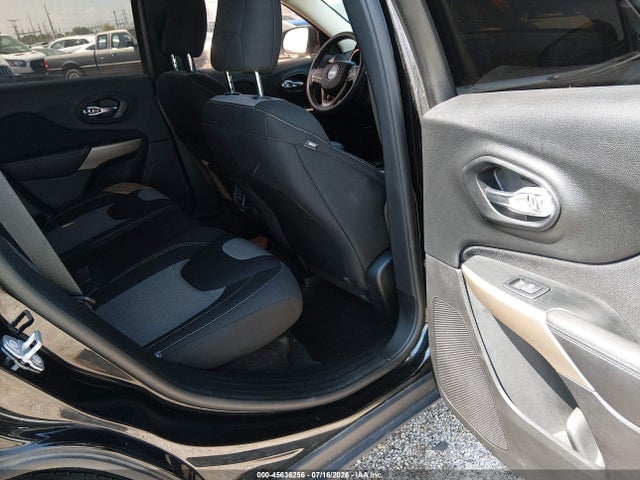 Продаж на аукціоні авто 2018 Jeep Cherokee Latitude 4x4, vin: 1C4PJMCB4JD561151, номер лоту: 45636256