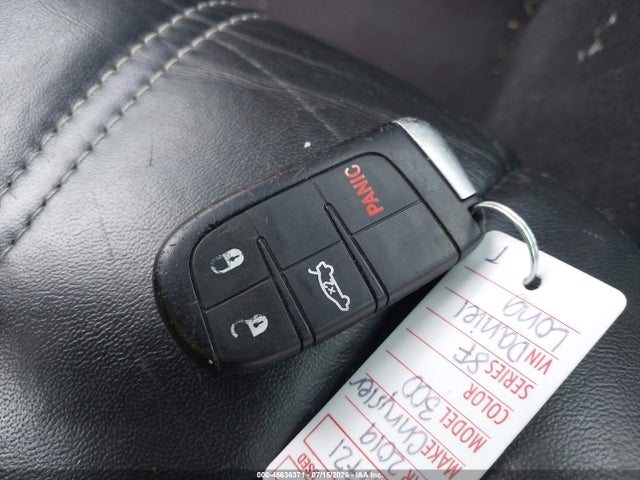 2019 Chrysler 300 მანქანა იყიდება აუქციონზე, vin: 2C3CCABGXKH516129, აუქციონის ნომერი: 45636371
