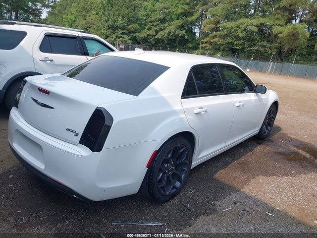 2019 Chrysler 300 მანქანა იყიდება აუქციონზე, vin: 2C3CCABGXKH516129, აუქციონის ნომერი: 45636371