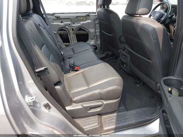 5FNYF7H96MB001951 Honda Passport 2wd Touring