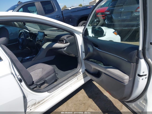 4T1H31AK0PU615713 Toyota Camry Le Hybrid