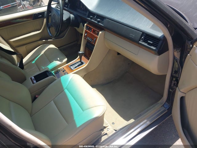 Продаж на аукціоні авто 1992 Mercedes-benz 300 E, vin: WDBEA30E6NB613038, номер лоту: 45636589