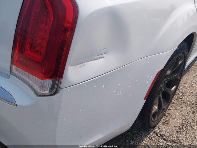 Продаж на аукціоні авто 2015 Chrysler 300 Limited, vin: 2C3CCAAG3FH872171, номер лоту: 45636595