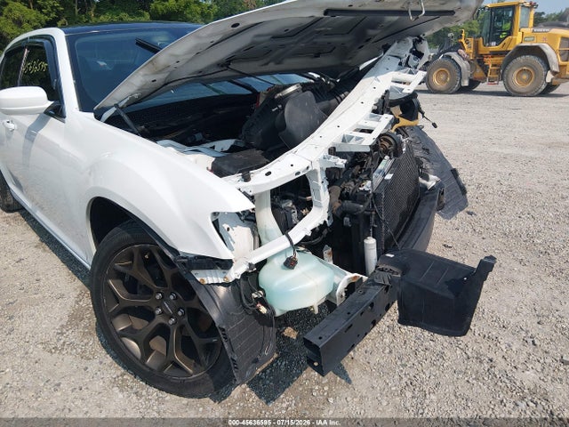 Продаж на аукціоні авто 2015 Chrysler 300 Limited, vin: 2C3CCAAG3FH872171, номер лоту: 45636595