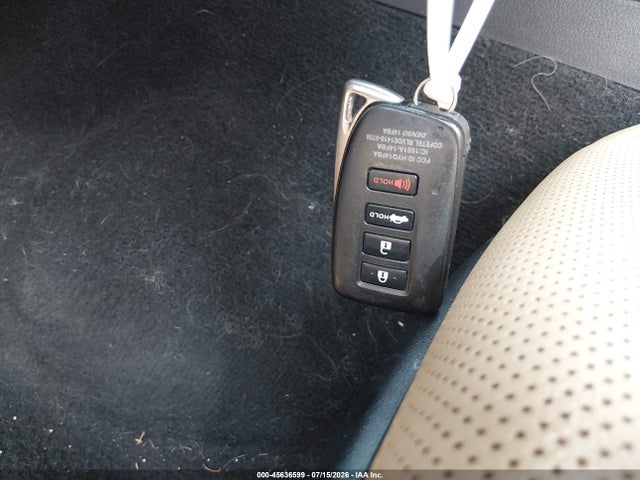 Продажа на аукционе авто 2016 Lexus Is 300, vin: JTHCM1D26G5010577, номер лота: 45636599