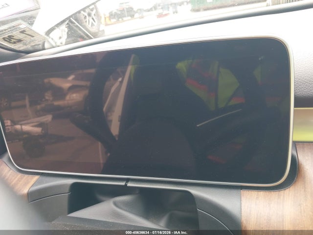 45636634 :رقم المزاد ، W1KAF4HB7RR221075 vin ، 2024 Mercedes-benz C 300 مزاد بيع