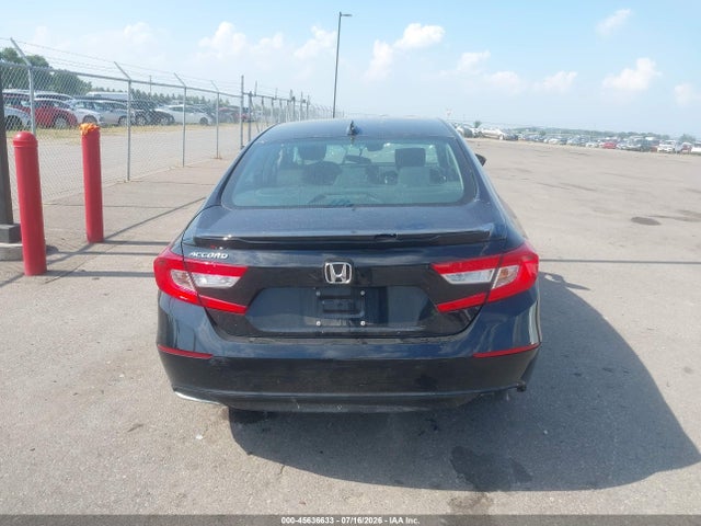 Honda ACCORD LX 2018 1HGCV1F19JA030356 Image 17
