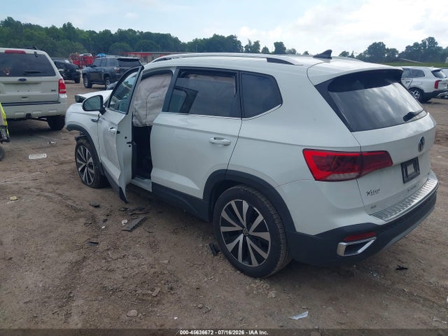45636672 :رقم المزاد ، 3VVLX7B29NM035500 vin ، 2022 Volkswagen Taos 1.5t Se مزاد بيع