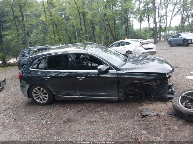 Продаж на аукціоні авто 2017 Audi Q5 2.0t Premium, vin: WA1C2AFP7HA026564, номер лоту: 45636676