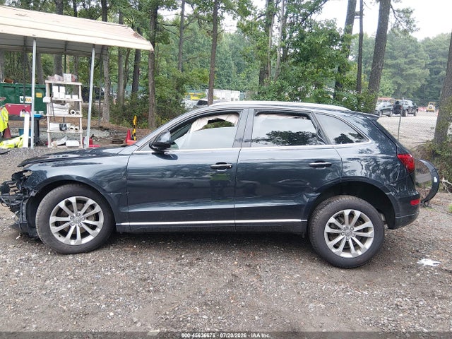 Продаж на аукціоні авто 2017 Audi Q5 2.0t Premium, vin: WA1C2AFP7HA026564, номер лоту: 45636676