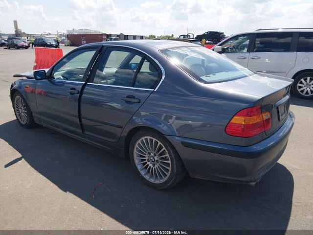 45636679 :رقم المزاد ، WBAEV53413KM28412 vin ، 2003 Bmw 3 Series 330i مزاد بيع