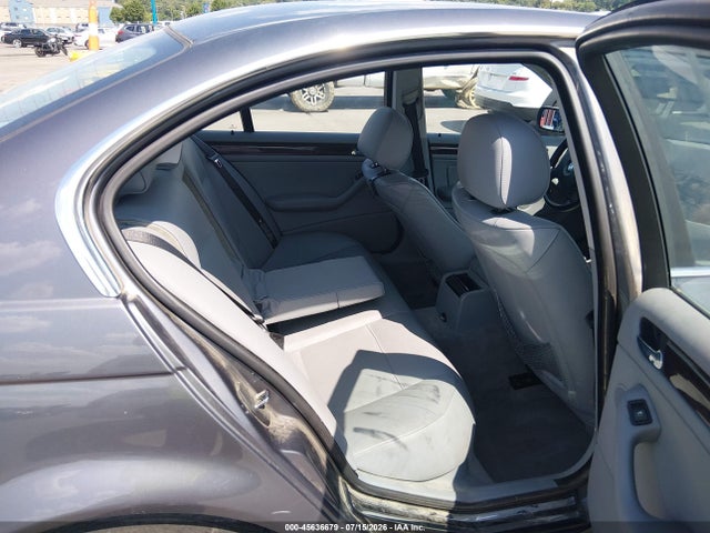 45636679 :رقم المزاد ، WBAEV53413KM28412 vin ، 2003 Bmw 3 Series 330i مزاد بيع