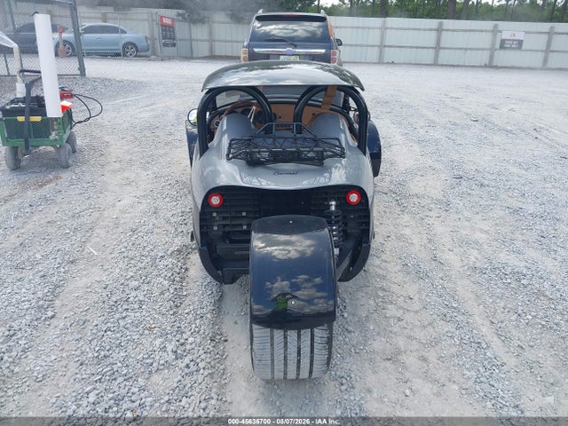 Vanderhall Carmel 2024 7KGTC2C26RR005741 Image 6