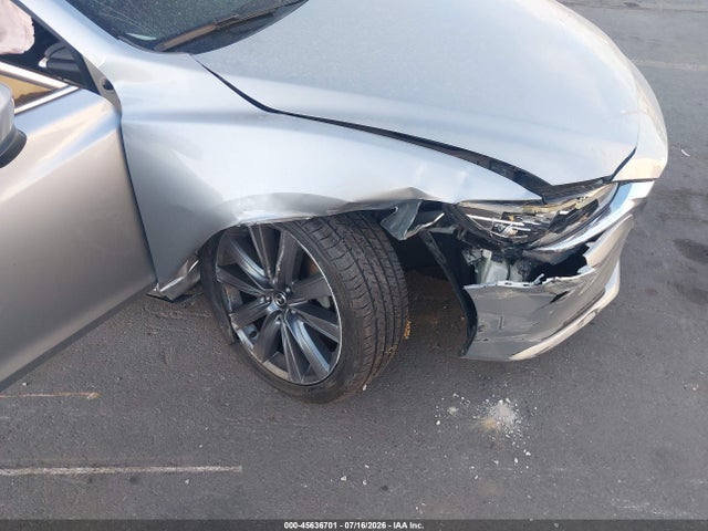 JM1GL1VM6J1321074 Mazda Mazda6 Touring
