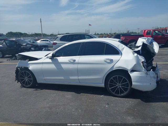 2021 Mercedes-benz C 300 Sedan მანქანა იყიდება აუქციონზე, vin: W1KWF8DB1MR652085, აუქციონის ნომერი: 45636708