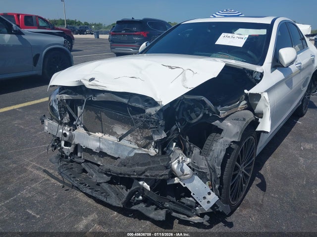 2021 Mercedes-benz C 300 Sedan მანქანა იყიდება აუქციონზე, vin: W1KWF8DB1MR652085, აუქციონის ნომერი: 45636708