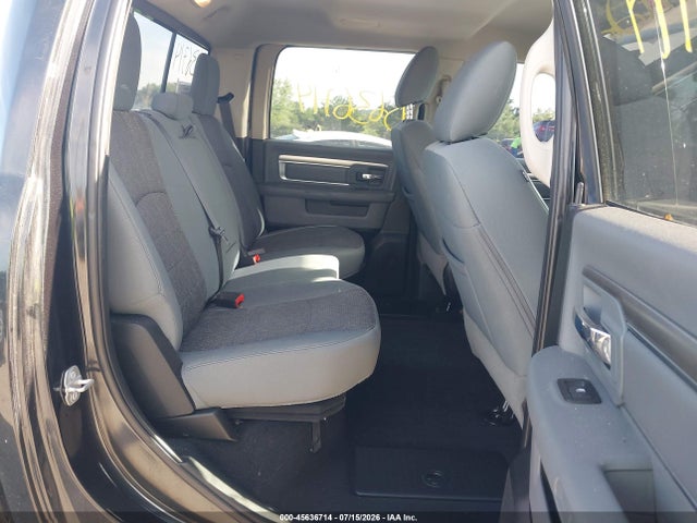 45636714 :رقم المزاد ، 1C6RR7LM1HS875034 vin ، 2017 Ram 1500 Big Horn  4x4 5'7 Box مزاد بيع