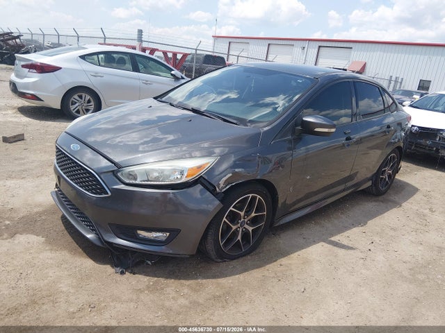 Ford FOCUS SE 2015 1FADP3F20FL287117 Image 2