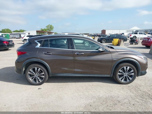 2018 Infiniti Qx30 Luxury მანქანა იყიდება აუქციონზე, vin: SJKCH5CR8JA056368, აუქციონის ნომერი: 45636752