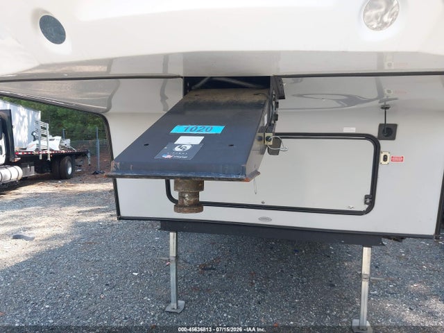 Keystone Camper 2018 4YDF25320J3103768 Image 10