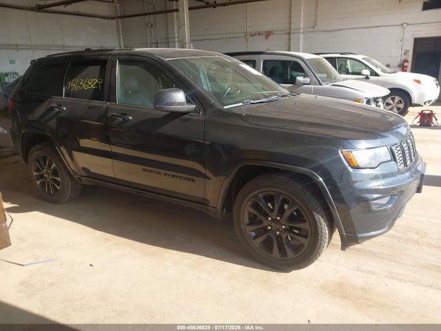 2017 Jeep Grand Cherokee Altitude მანქანა იყიდება აუქციონზე, vin: 1C4RJFAG6HC733814, აუქციონის ნომერი: 45636829