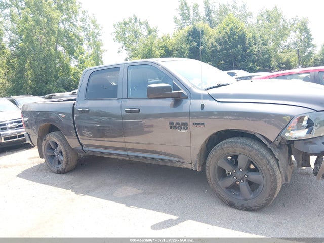 45636867 :رقم المزاد ، 1C6RR7KT6KS508937 vin ، 2019 Ram 1500 Classic Express  4x4 5'7 Box مزاد بيع