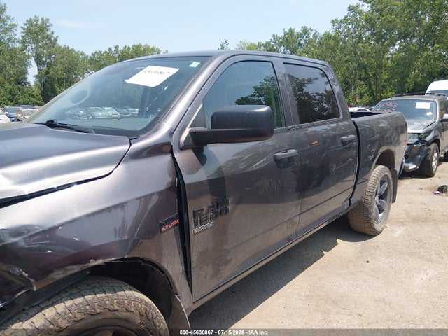 45636867 :رقم المزاد ، 1C6RR7KT6KS508937 vin ، 2019 Ram 1500 Classic Express  4x4 5'7 Box مزاد بيع