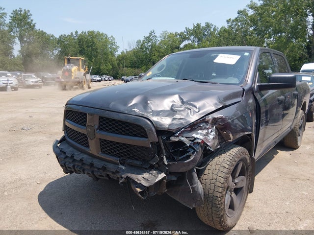 45636867 :رقم المزاد ، 1C6RR7KT6KS508937 vin ، 2019 Ram 1500 Classic Express  4x4 5'7 Box مزاد بيع