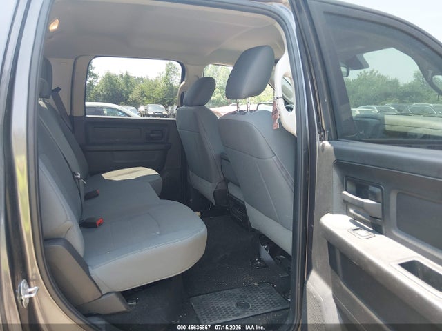 45636867 :رقم المزاد ، 1C6RR7KT6KS508937 vin ، 2019 Ram 1500 Classic Express  4x4 5'7 Box مزاد بيع