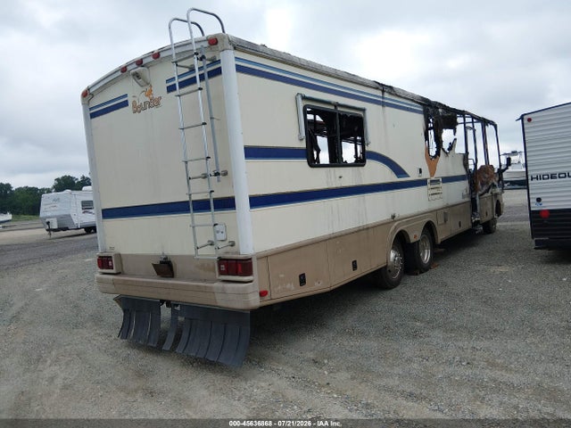 Продажа на аукционе авто 1999 Ford F550 Super Duty Stripped Chass, vin: 3FCNF53S3XJA03563, номер лота: 45636868