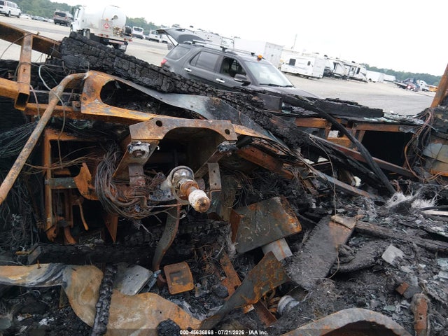 Продажа на аукционе авто 1999 Ford F550 Super Duty Stripped Chass, vin: 3FCNF53S3XJA03563, номер лота: 45636868