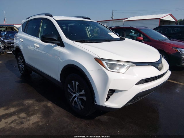 2017 Toyota Rav4 Le მანქანა იყიდება აუქციონზე, vin: JTMZFREV4HJ700575, აუქციონის ნომერი: 45636870