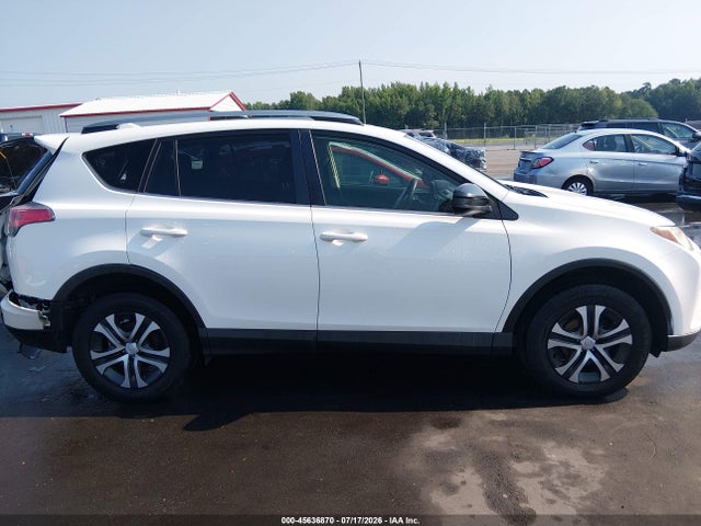 Auction sale of the 2017 Toyota Rav4 Le, vin: JTMZFREV4HJ700575, lot number: 45636870