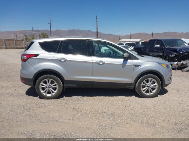 Ford ESCAPE SE 2017 1FMCU9GD2HUE18588 Image 13