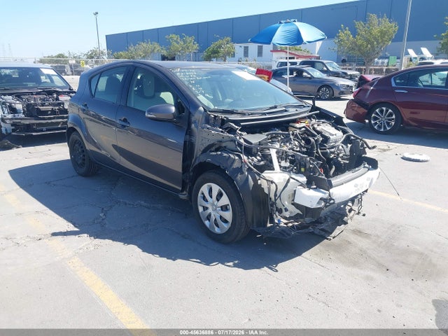 Toyota Prius C One 2014 JTDKDTB36E1575212 головне зображення