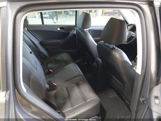 2016 Volkswagen Tiguan Se მანქანა იყიდება აუქციონზე, vin: WVGBV7AXXGW522927, აუქციონის ნომერი: 45636890