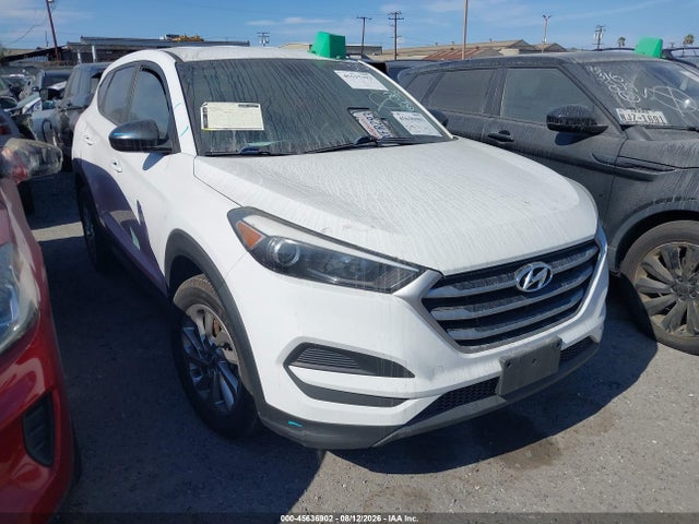 Hyundai TUCSON SE 2018 KM8J23A43JU754260 zdjęcie główne