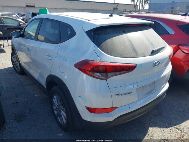 Hyundai TUCSON SE 2018 KM8J23A43JU754260 Image 3