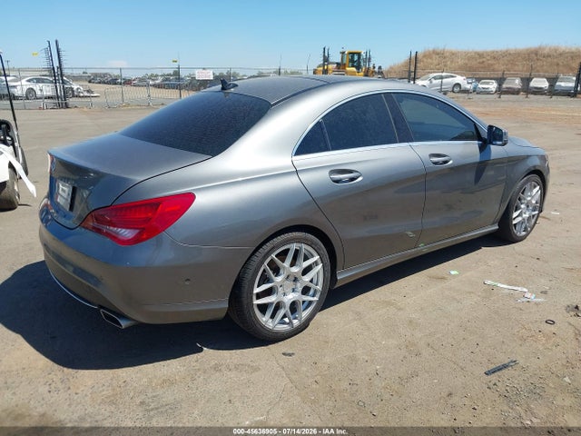 Mercedes-Benz CLA 250 2014 WDDSJ4EB6EN057388 Image 4