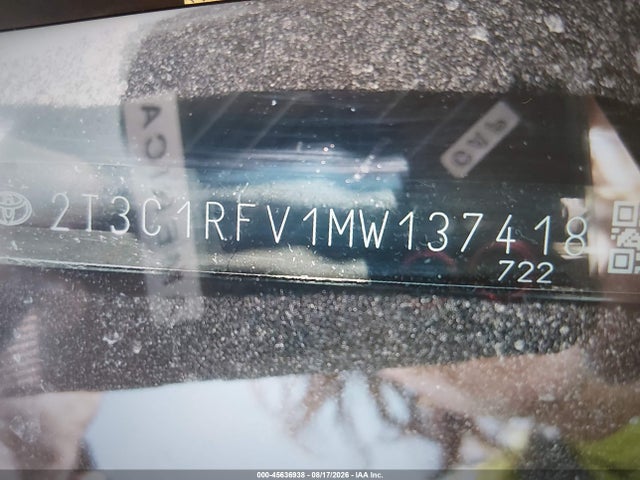 Продаж на аукціоні авто 2021 Toyota Rav4 Xle Premium, vin: 2T3C1RFV1MW137418, номер лоту: 45636938
